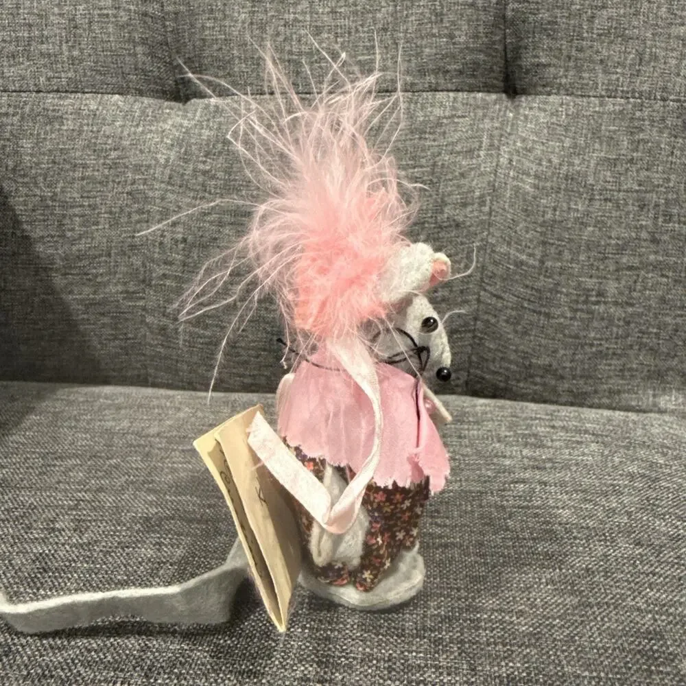 Vintage Bea Clark Mouse House Creation Felt Mouse Arabella #5 With Signed Tags